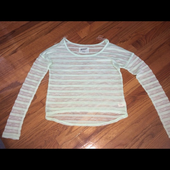 Arizona Jean Company Tops - 3 long sleeved crop tops